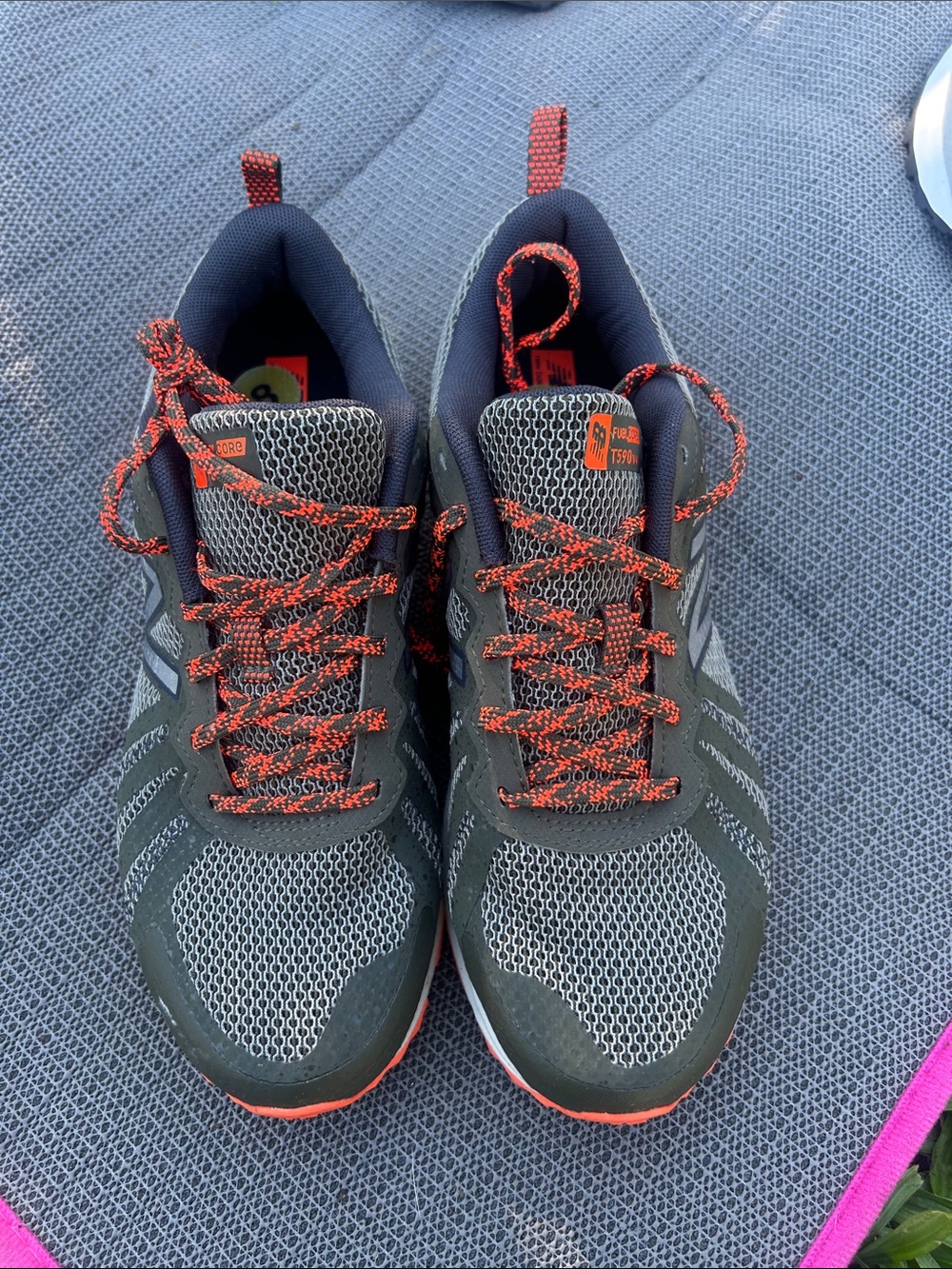 New Balance Men's Black and Orange Athletic Trail Sneakers
